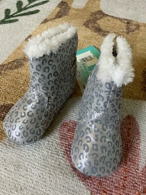 Stride Rite Silver Leopard Faux-Fur Cuff Baby Boots